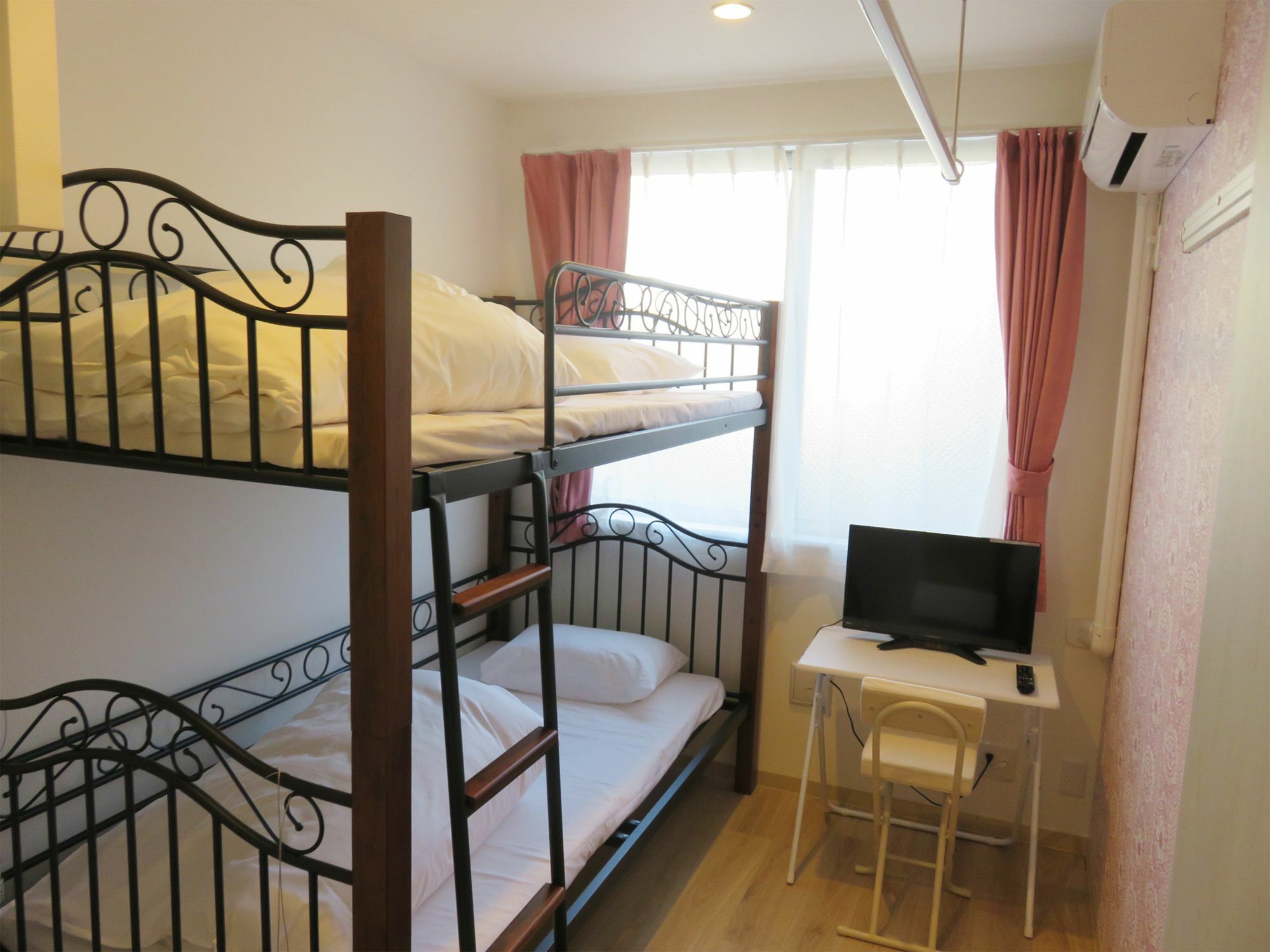 Hiromas Inn Chitose-Karasuyama Tōkyō Extérieur photo