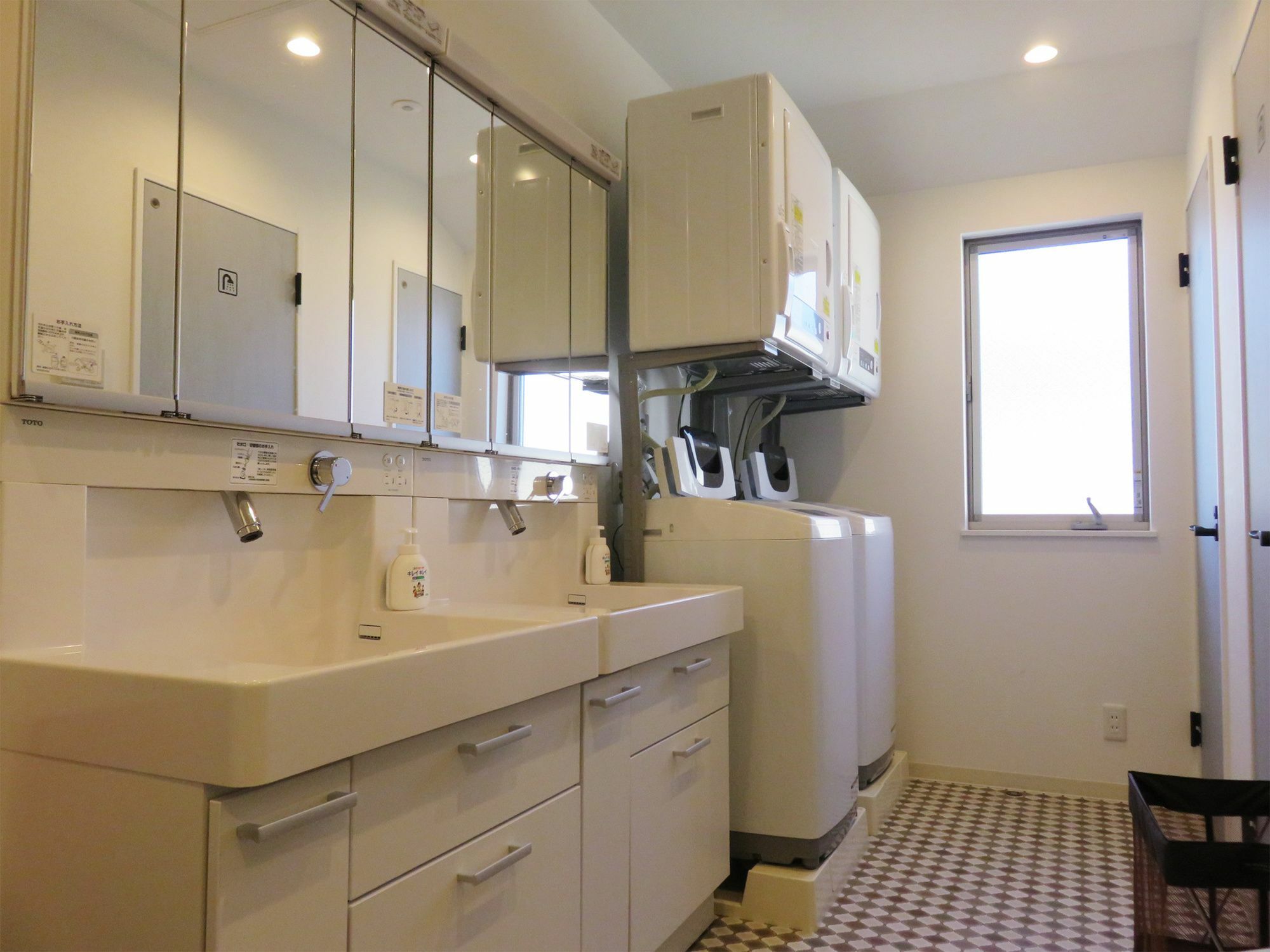 Hiromas Inn Chitose-Karasuyama Tōkyō Extérieur photo